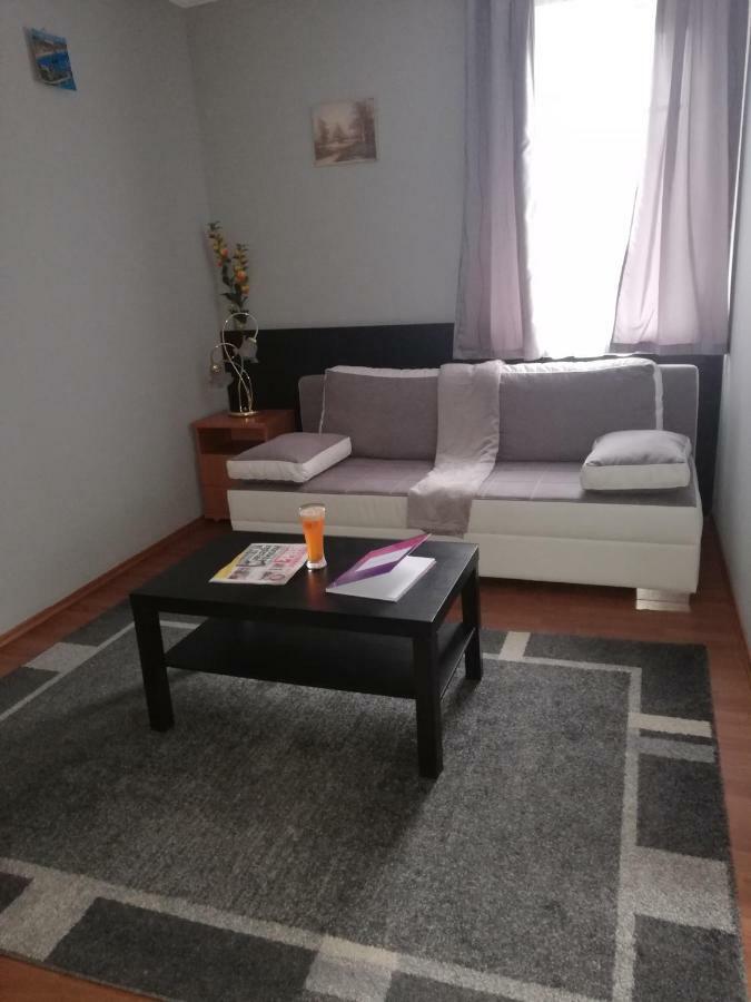 Chill Hill Apartment เอ็กแกร์ซาโลก ภายนอก รูปภาพ